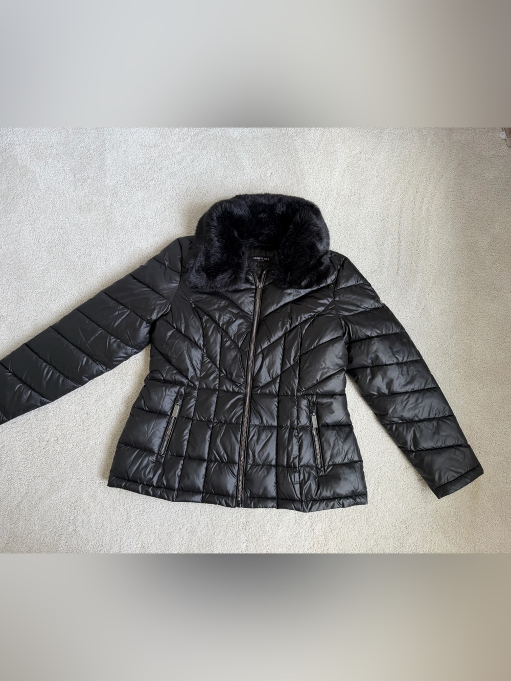 NWOT Kenneth Cole Black Quilted Puffer Jacket with Faux Fur Collar